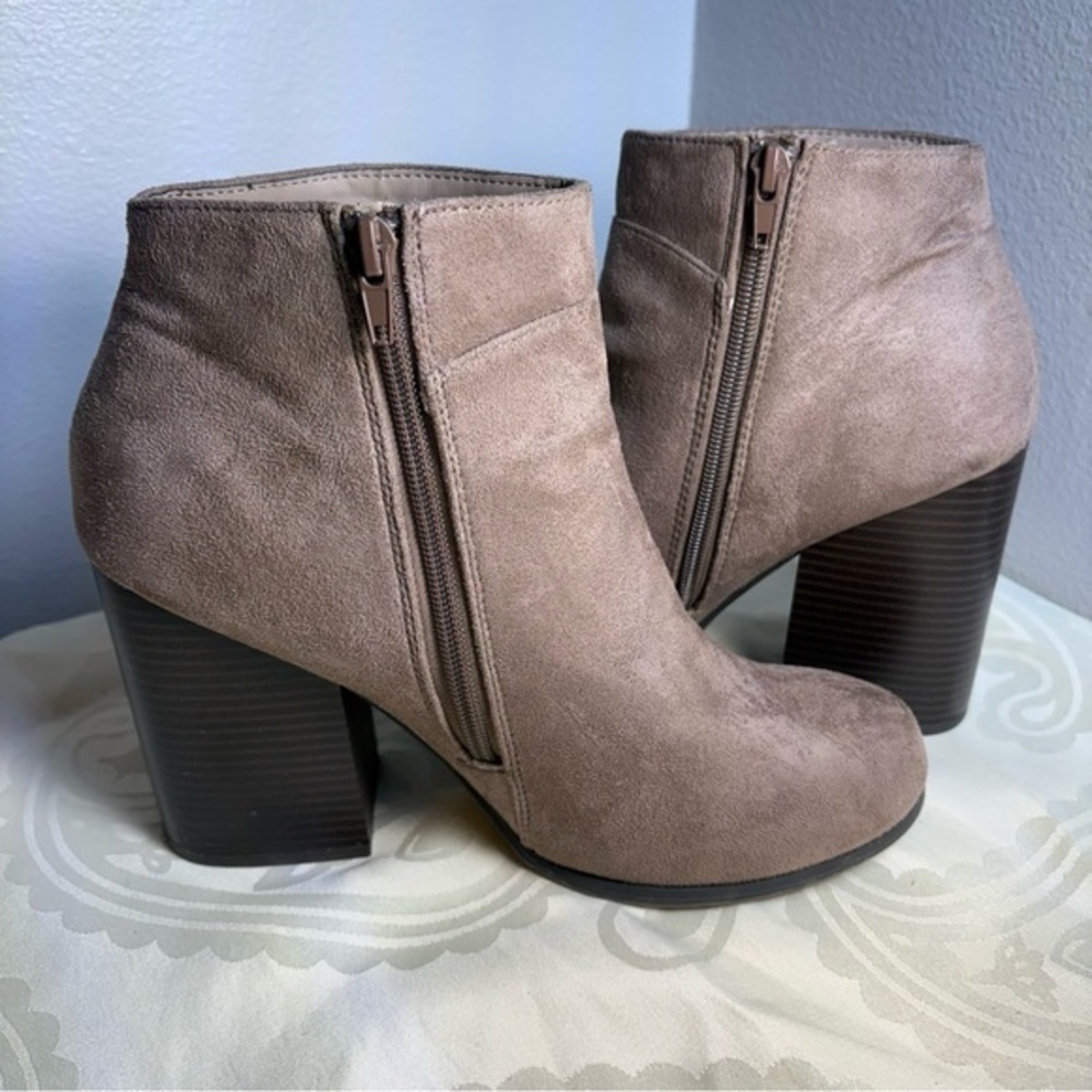 Speed Limit 98 Taupe Ankle Booties